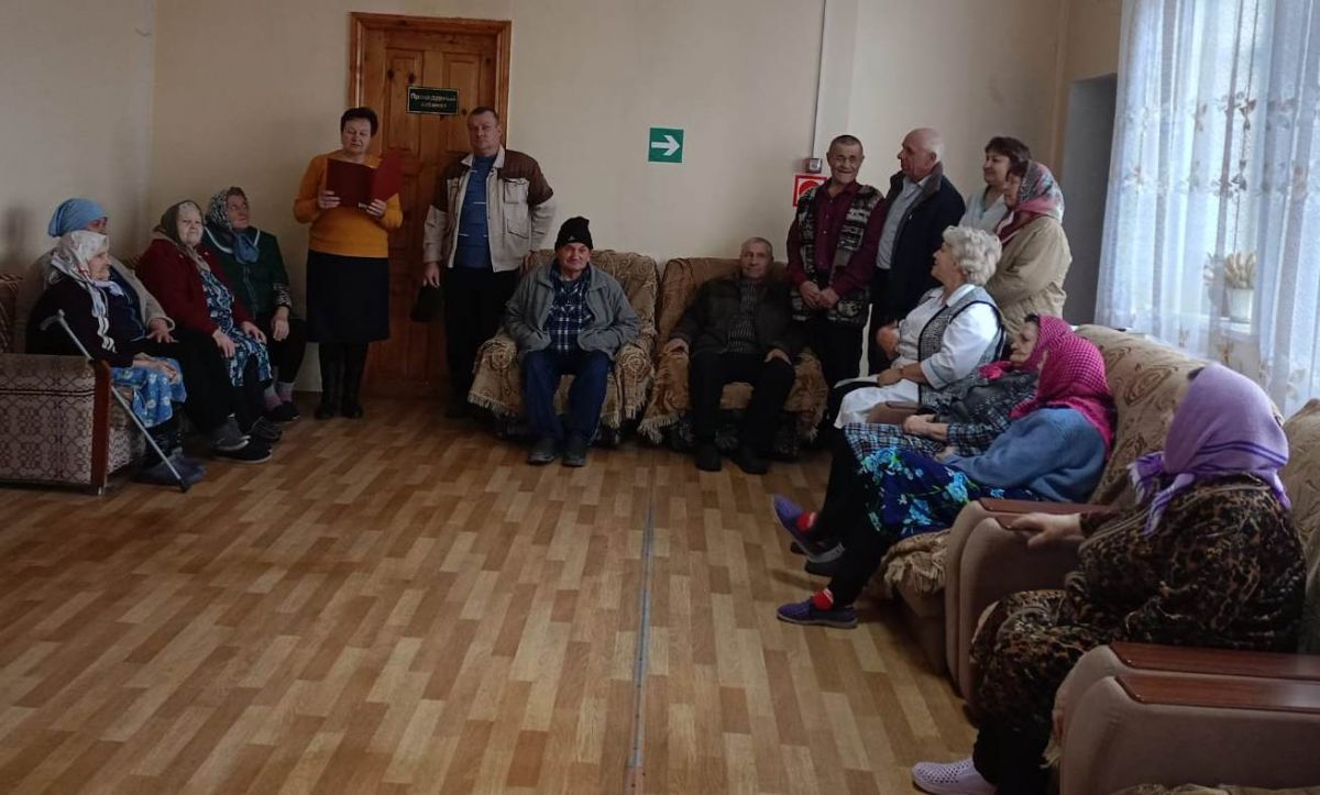 1 ноября 2025 года в Поводимовском филиале ГБСУ СОССЗН РМ  «Большеберезниковский дом-интернат для престарелых и инвалидов» прослушали лекцию «Значение дня народного единства, как символ сплочения российского народа»